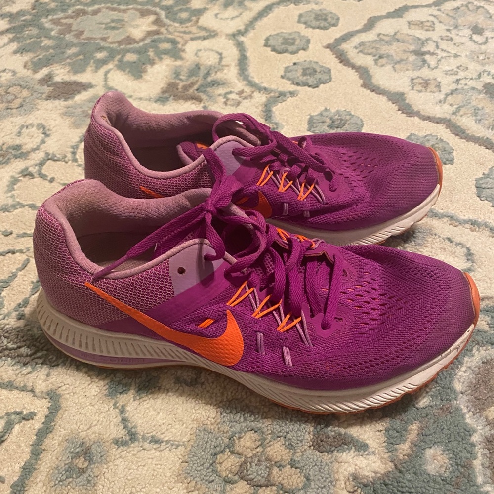 Women nike Winflo 2 size 9